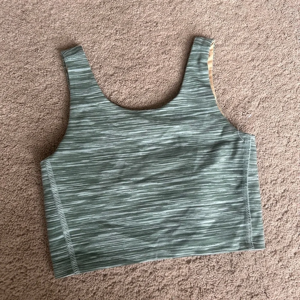 Girls Old Navy Power Chill green sports bra YM 8 nwot